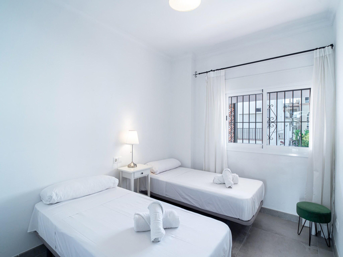 Bedroom 2, Apartment in Nerja near Carabeillo Beach, Málaga