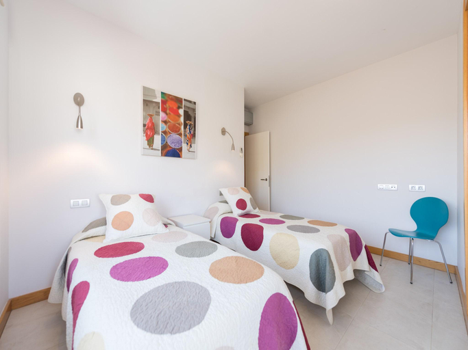2, Villa in Maspalomas with Heated Pool  Golf Views, Las Palmas