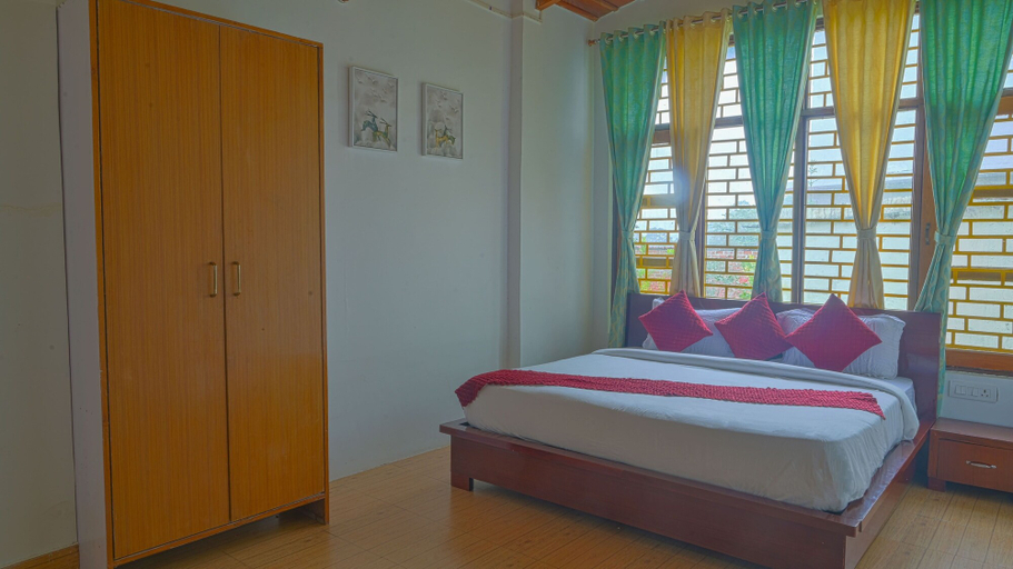Bedroom 2, Rudraksha Villa Bhimtal, Nainital