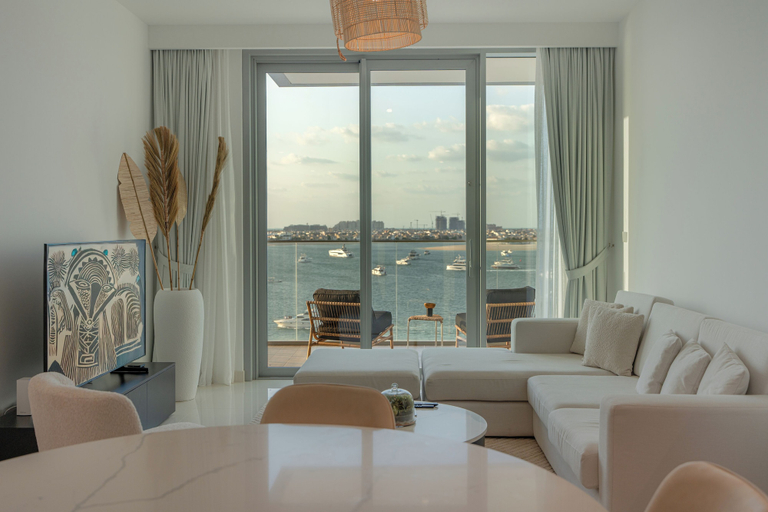 Living area, Pure Voyage Beachfront, Dubai