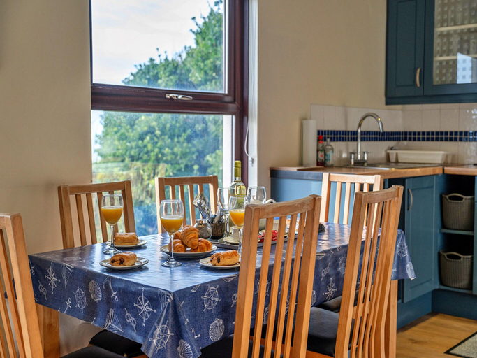 3, Cottage in Cornwall with Stunning Sea Views, Cornwall