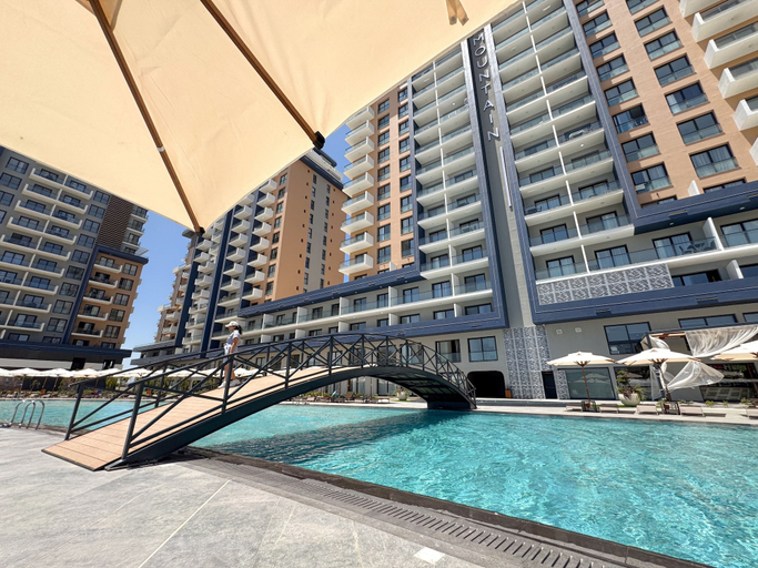 Outdoor pool 5, Riverside Life Residences