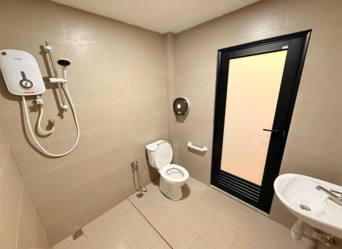 Bathroom 5, TwinTree Kelawai, Pulau Penang