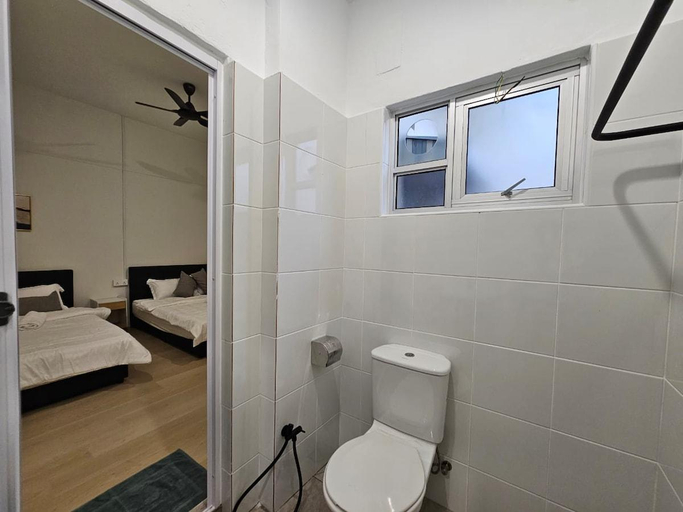 Bedroom 2, Gurney Drive Houses, Pulau Penang