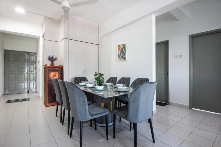 Interior 3, Modern 3BR Near Danga Bay JB Free Parking, Johor Bahru