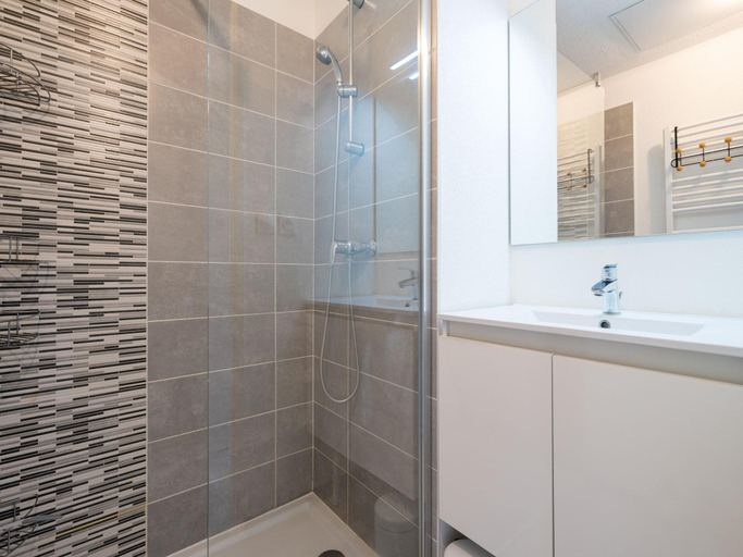 Bathroom 3, Villa Near Valras Beach, Hérault