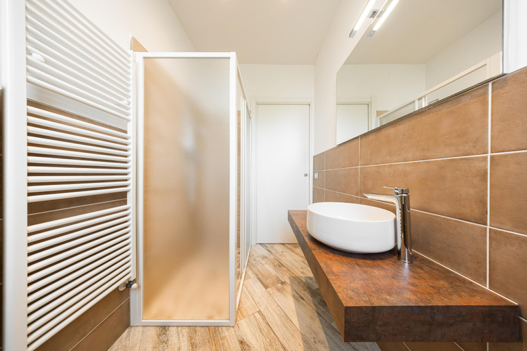 Bathroom 3, Locanda L'orangerie, Bologna