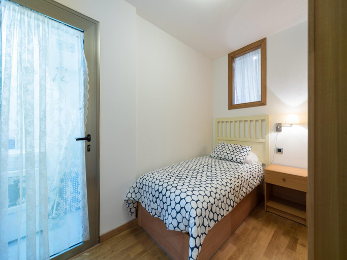 Bedroom 2, Apartment on Las Canteras Beach with Ocean Views, Las Palmas