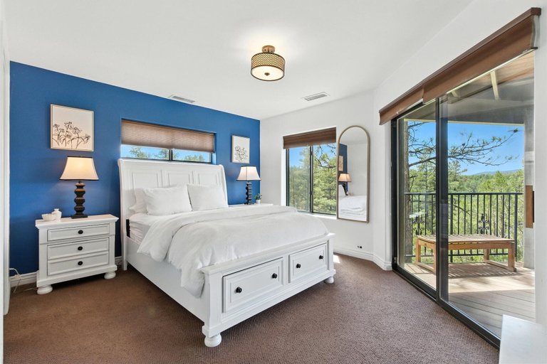 Interior 2, The Sanctuary at Prescott-downtown-hot Tub & Views, Yavapai