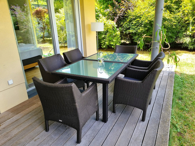 Terrace/patio 2, Mountains&Lakes Apartment Seepark Velden, Villach Land