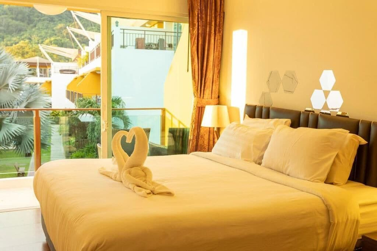 Room 4, 3BR Gym & Sauna 12 Mins to Patong V69, Phuket Island