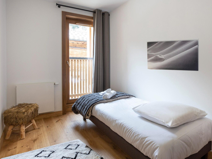 5, Apartment in Plagne 1800 With Ski-in/ski-out, Savoie