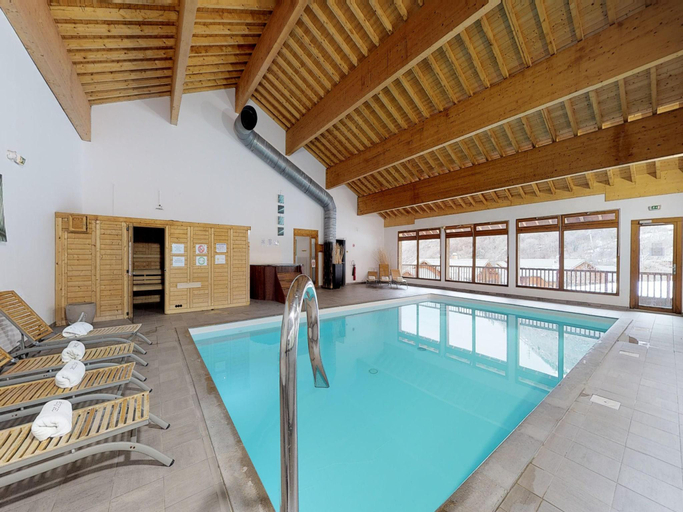 3, Apartment in Orelle near Ski Lift, Savoie