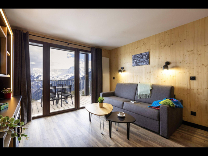 4, Apartment in Le Corbier near Ski Slopes, Savoie