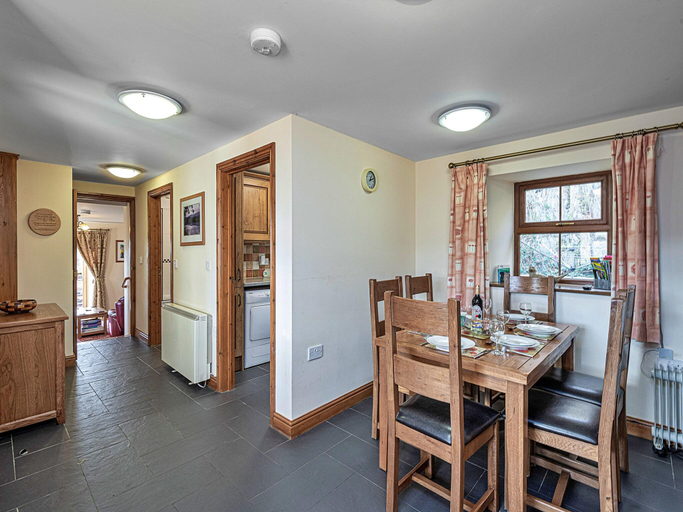 4, Cottage on Cardigan Bay with Hot Tub, Ceredigion