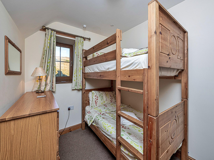 5, Cottage in Cambrian Mountains near Dyfi Biosphere, Ceredigion