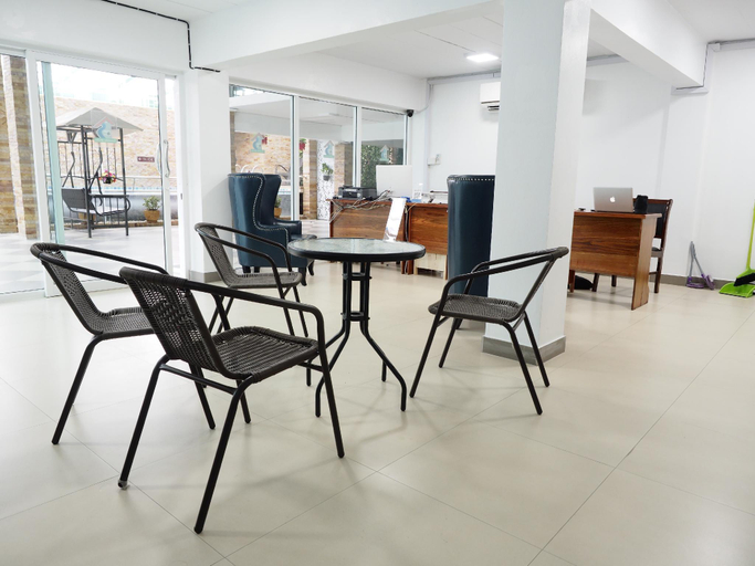 Public Area, Muaeng / Paknam Apartments, Muang Samut Prakan