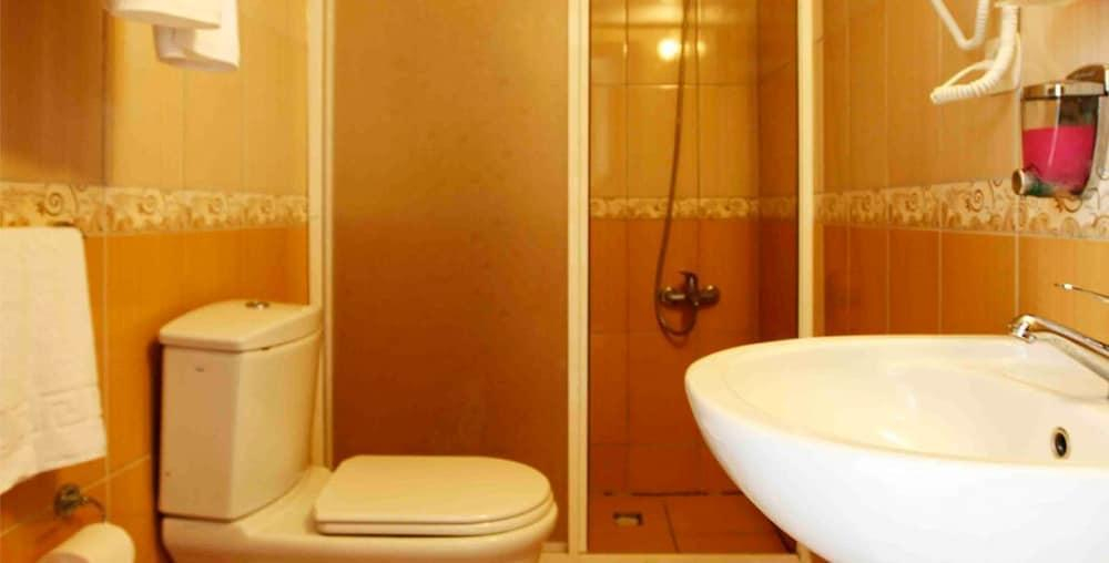 Bathroom 4, Sunlight Garden Hotel, Manavgat