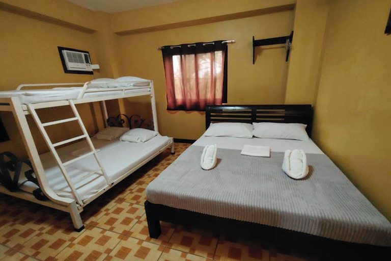 Room 3, Sea Urchin Hotel near Hundred Islands, Alaminos City