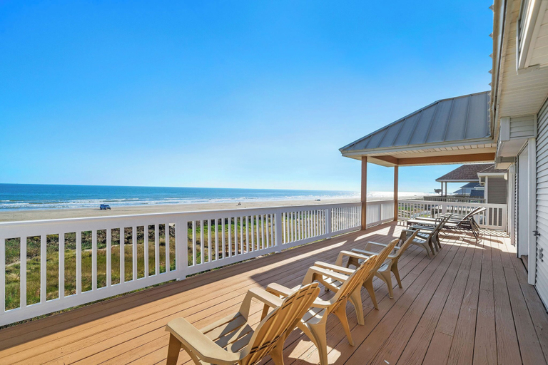 Front of property 2, Beach Heaven by Ryson Vacation Rentals, Galveston
