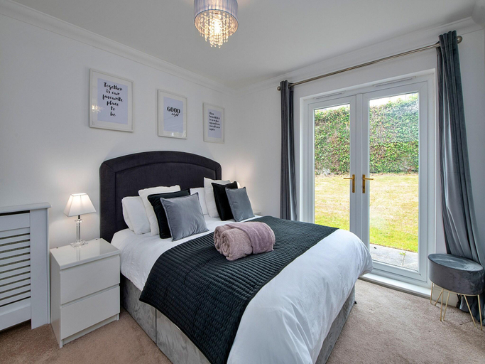 2, Apartment in Tenby near South Beach, Pembrokeshire