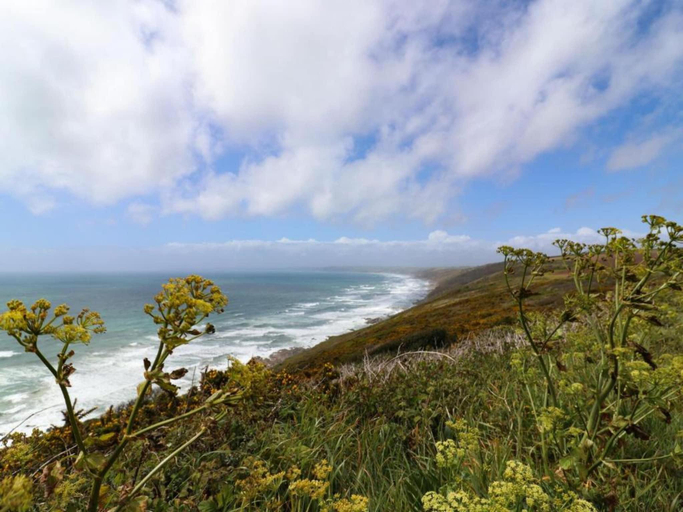 2, Cottage in Millbrook with Countryside Views, Cornwall