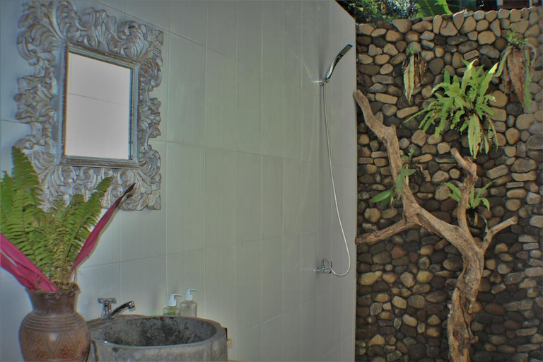 Bathroom, Singaraja Houses, Buleleng