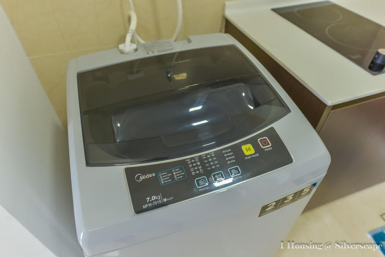 Bathroom 5, Melaka Raya Apartments, Malacca City