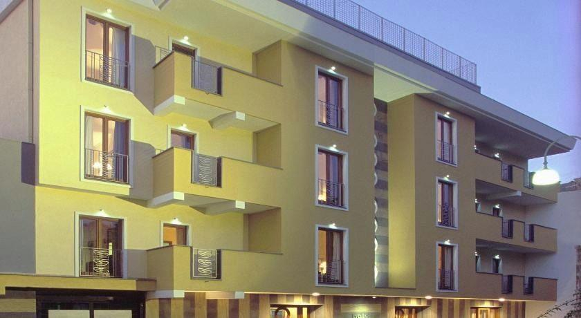 Exterior & Views 2, Hotel Albatros, Napoli