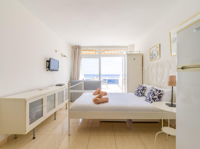 Bedroom 2, House on Playa de Las Canteras with Sea Views, Las Palmas