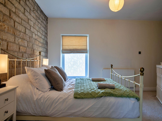 5, Cottage in New Mills near Peak District, Derbyshire