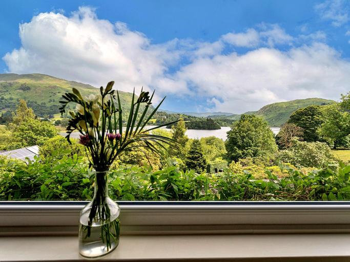 2, Cottage in Grasmere with Lake Access, Cumbria