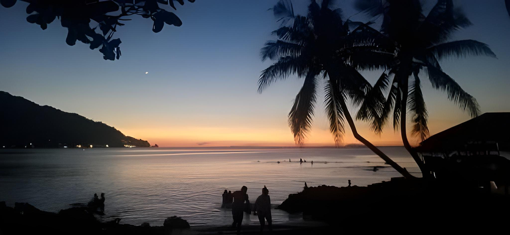 Beach 3, Anilao Apartments, Mabini