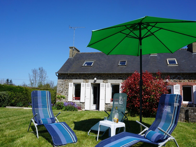 2, Charming Breton House near Petit Havre Beach, Côtes-d'Armor