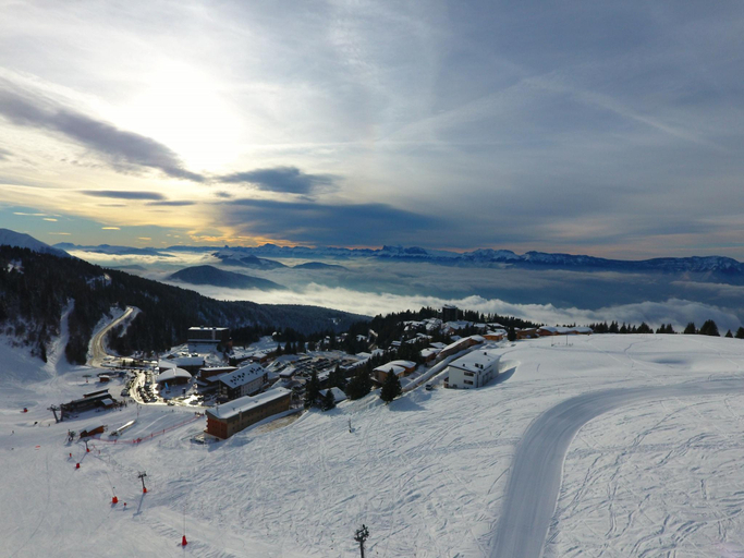 2, Apartment in Chamrousse near Cable Car, Isère