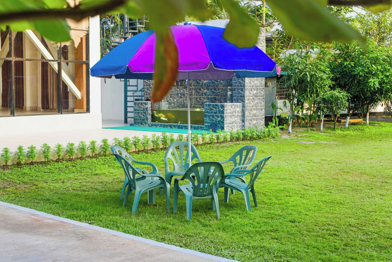 Living area, Hazari Cottage & Resort, Gazipur