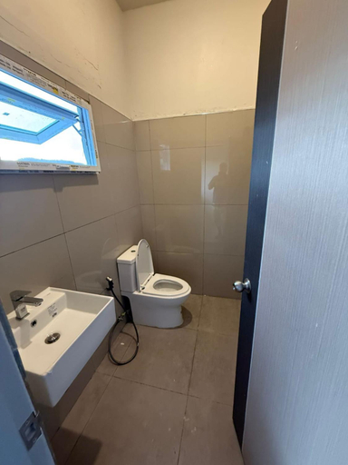 Bathroom 3, Patong Apartments, Pulau Phuket