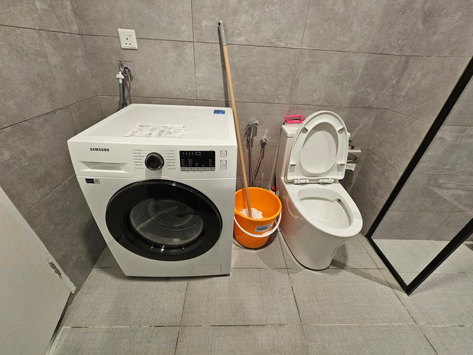 Bathroom 3, Mid Valley / Bangsar Apartments, Kuala Lumpur