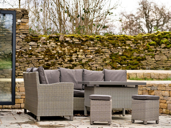 2, Cottage in Cotswolds with Hot Tub  Views, Gloucestershire