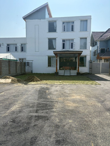 Primary image
