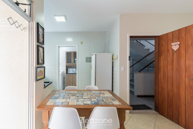 Dining, Apartment w/ Barbecue 450m From the Beach Rci0201, Florianopolis