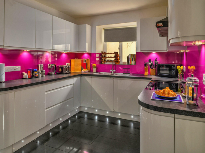 2, Cottage in Snowdonia near Llyn Alwen, Conwy