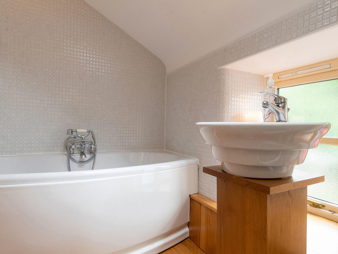 3, Cottage in Pantymwyn near Loggerheads Park, Flintshire