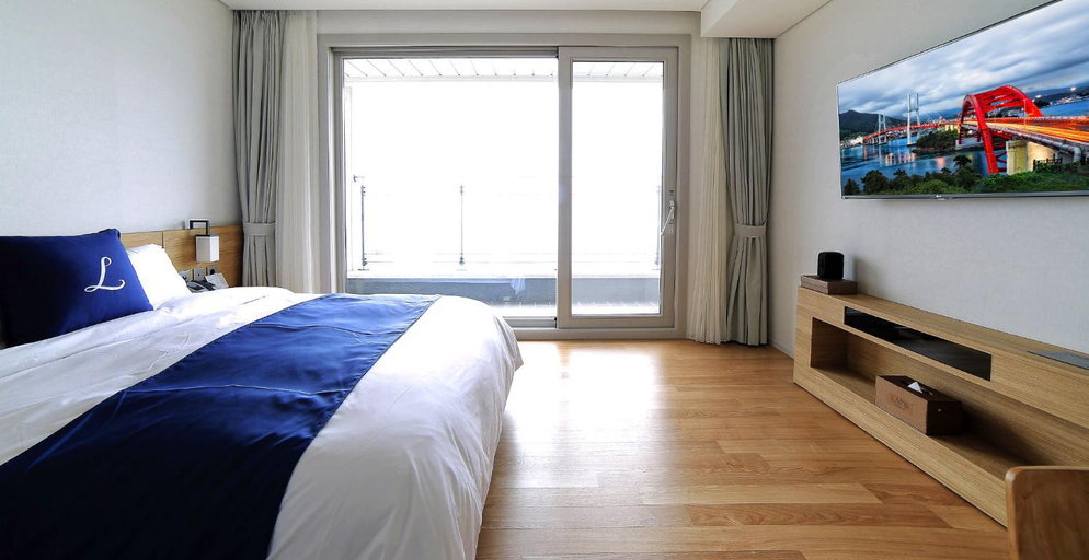 Bedroom 3, Namhae Lapis Hotel, Namhae