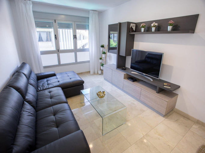 3, Apartment by Playa de Las Canteras Beach, Las Palmas