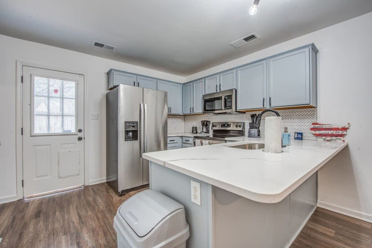 Private kitchen 3, High Point Terrace Escape 6, Shelby