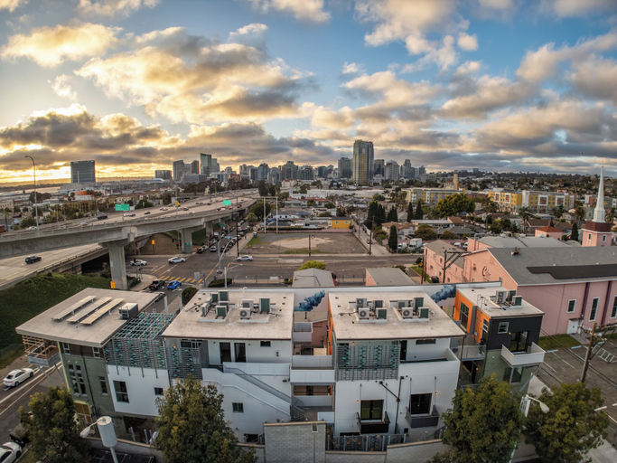 Primary image 1, Hotel Narcissus, San Diego