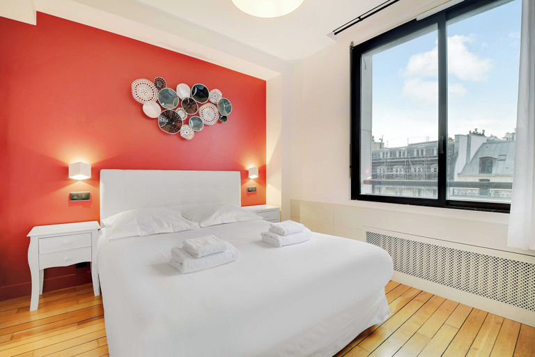 Room 3, Modern Apartment - 2br/8p - Near Opera Garnier, Paris