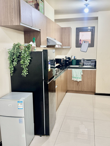 Private kitchen, Radiance Manila bay 2 br & 3 bath, Pasay City
