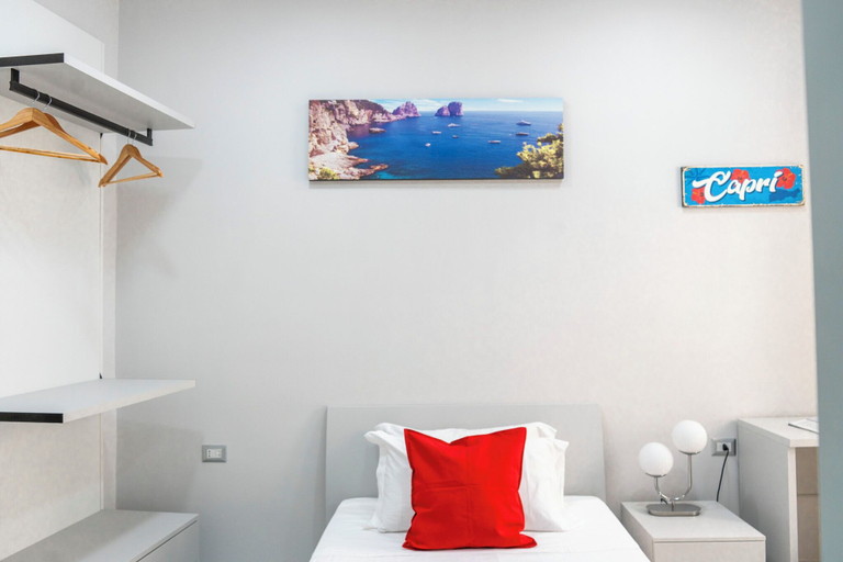 Bedroom 2, La Finestra sul Borgo by Wonderful Italy, Napoli